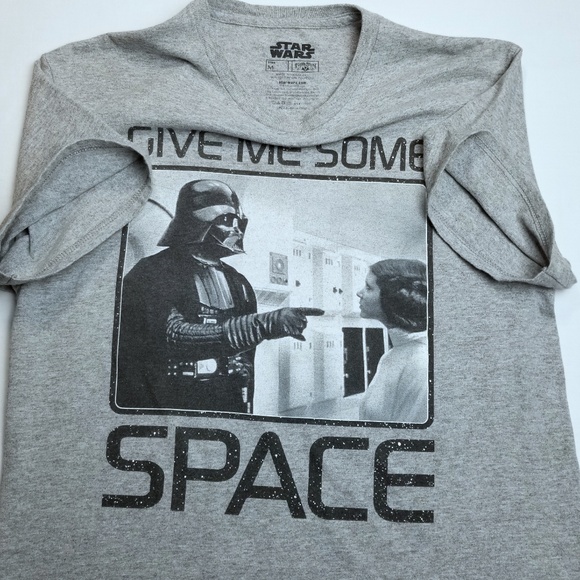 Star Wars Graphic- Give Me Some Space Tee Medium - Picture 3 of 4